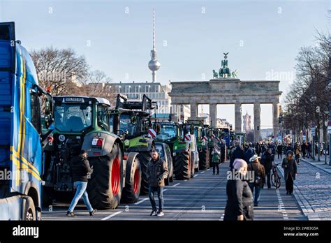 Berlin Bauern Protest In Der Deutschen Hauptstadt Stra E Des