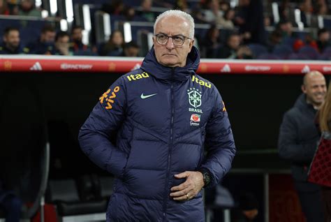 Dorival J Nior Convoca Sele O Brasileira Para Amistosos E Copa Am Rica