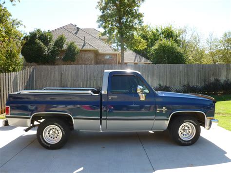 1982 Chevy C10 Silverado Blue And Silver Beautiful Two Tone