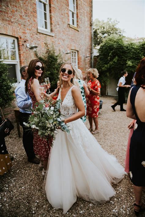 Wedding Sunglasses The Accessory You Didnt Know You Needed