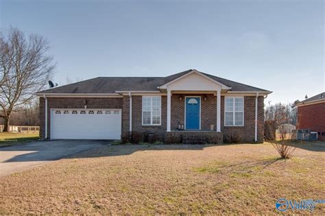 16404 Section Line Rd Elkmont Al 35620 See Est Value Schools And More