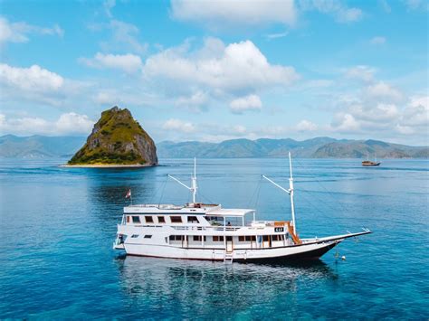 Open Trip Labuan Bajo Komodo