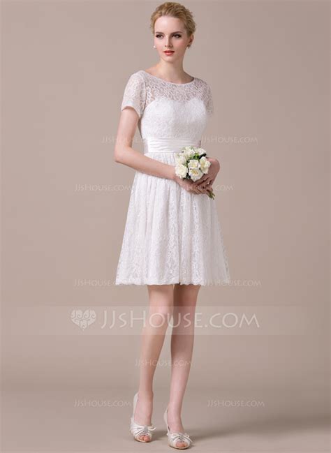 A Line Princess Scoop Neck Knee Length Lace Wedding Dress With Ruffle