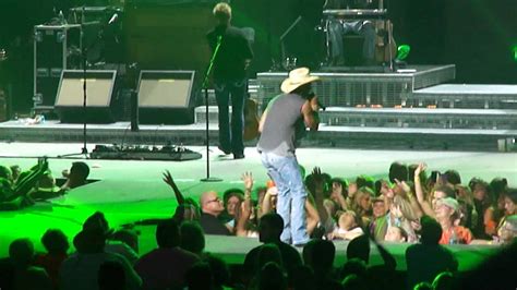 She Thinks My Tractors Sexy Kenny Chesney Billy Currington Rupp