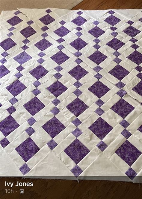 Pin By Nonie Mcd On Making A Chandelier Quilt Quilting Designs