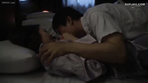 Super Beautiful Nude Married Woman Madonna Exclusive Chapter First Drama Work Mistakes