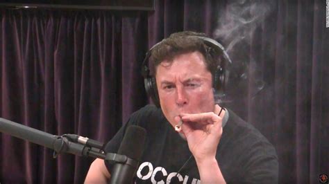 Por Qu Elon Musk Fum Marihuana En Este Podcast Cnn Video