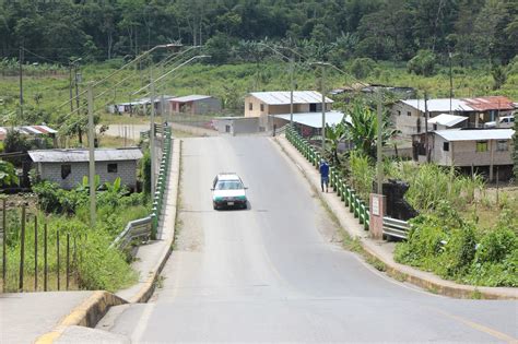 Un Puente Que Une A Nueve Recintos El Diario Ecuador