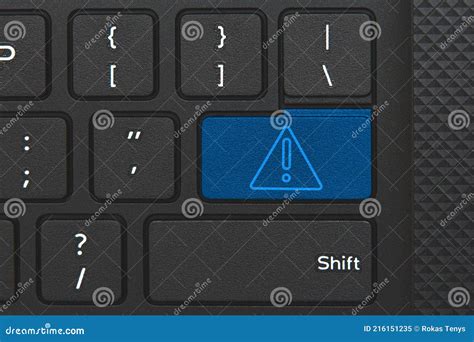 ícone Do Ponto De Exclamação Na Chave Do Teclado Conceito De Perigo E