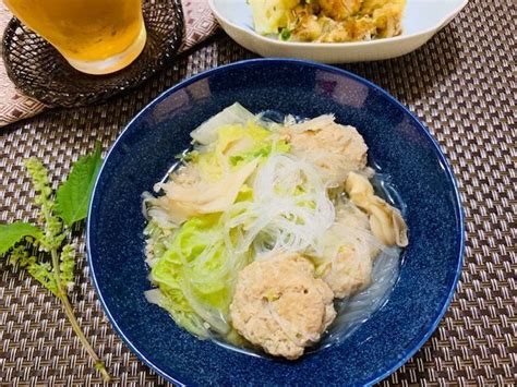 煮込むほど旨みがアップ！ 白菜とふんわり肉団子の春雨スープの作り方 Macaroni Recipe Food