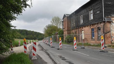 Abriss Führt Zu Stau Und Vollsperrung Beim Bahnhof Hohenebra Ist