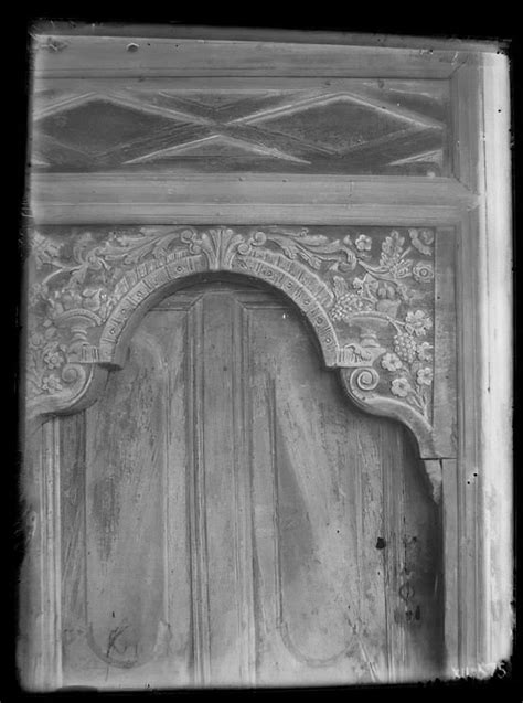 Crimean Tatar Doorway Painting