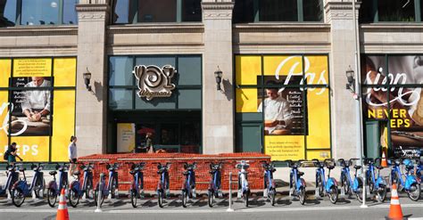 Wegmans Stakes A Claim In Manhattan The New York Times