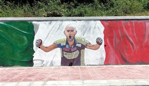 Murales su Pantani a San Mango d Aquino all inaugurazione ci sarà