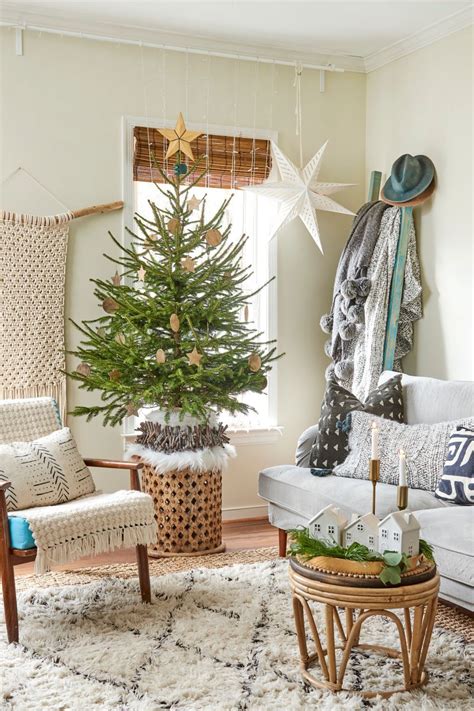 Clever Christmas Tree Ideas For Small Spaces