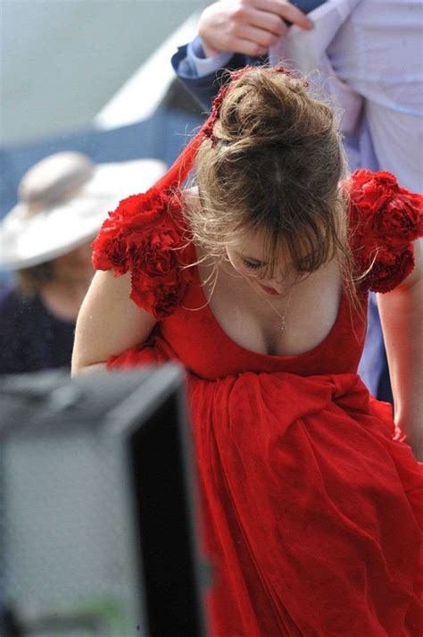 Global Actresses Rachel McAdams Photo Picture Gallery Celebrities Rachel Mcadams Bikini
