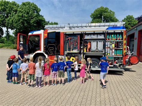 Alpen Brandschutzerziehung Der Vorschulkinder Aus Menzelen