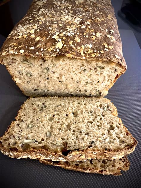 Yummy Mummy Sourdough Multigrain Sandwich Bread