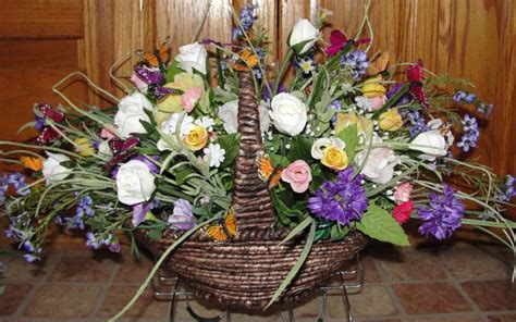 Cemetery Tombstone Saddles Sweetheart Roses Grave Flowers Mothers Day