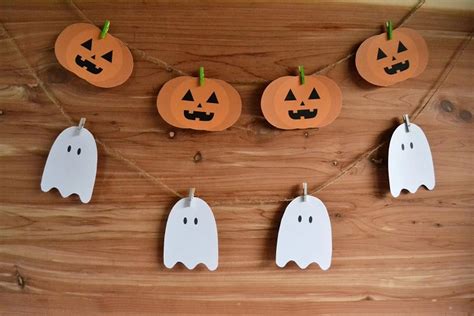 How To Make A Diy Halloween Garland Easy 5 Minute Tutorials