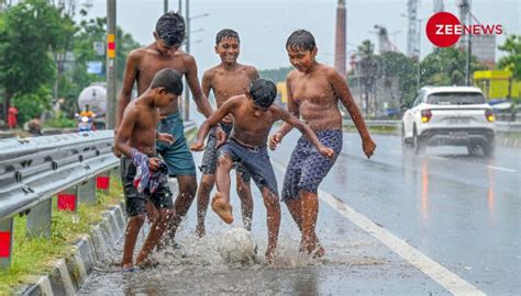 Rain Lashes Parts Of Delhi Ncr Brings Relief From Heatwave