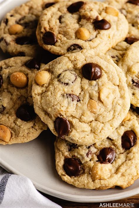 Oatmeal Chocolate Chip Macadamia Nut Cookies Ashlee Marie Real Fun With Real Food