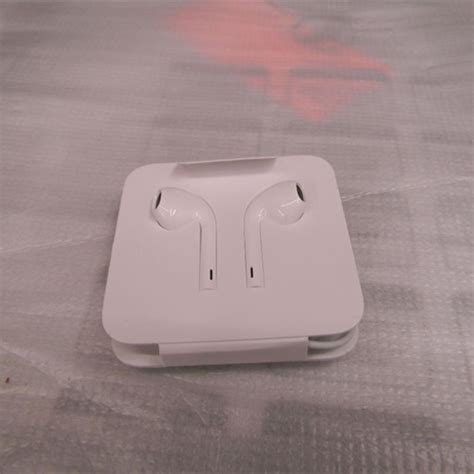 Apple Genuine Wired Earbuds (10 sets) With Lightning Connector ...