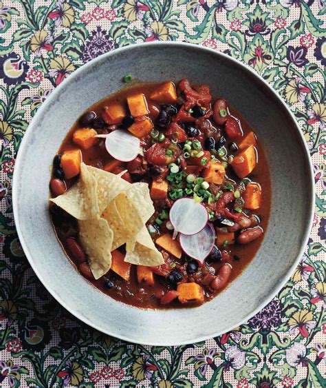 Slow Cooker Vegetarian Chili Recipe