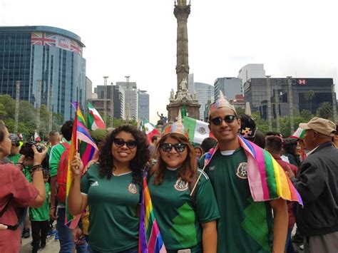 Los Personajes De La Marcha Del Orgullo Gay 2018 Grupo Milenio