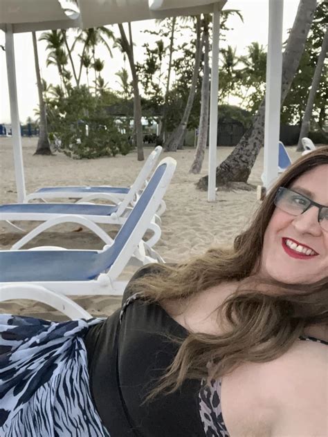 Sissy At The Beach Nude Pics XHamster