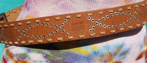 Vintage Naked Leather Western Cowboy Belt Tooled Leat Gem