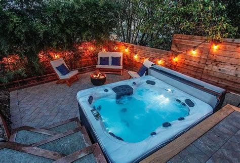 Jacuzzi Vs Hot Tub Differences Cost Jacuzzi Hot Tub Jetted Bath Tubs