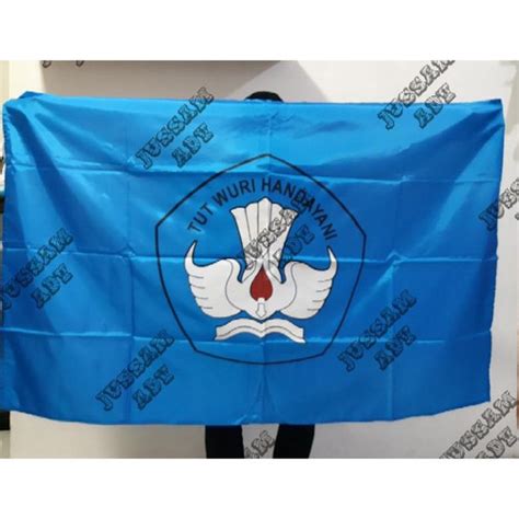 Jual Bendera Tut Wuri Handayani X Cm Background Biru Kota