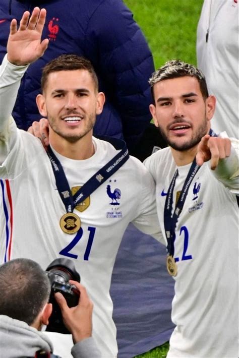 Th O Et Lucas Hernandez Quipe De France France Football Allez Les