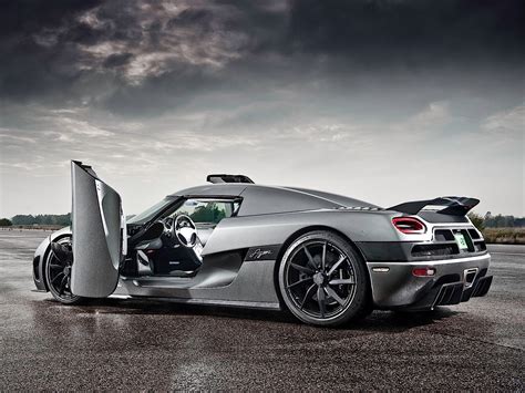 KOENIGSEGG Agera Specs & Photos - 2010, 2011, 2012, 2013, 2014 ...