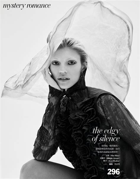 Devon Windsor Delivers White Noise Beauty By Enrique Vega For Vogue