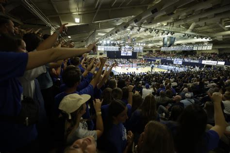 Record Crowd Sees No Byu Womens Volleyball Power Past Utah News