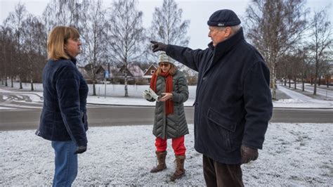 Skalbagge björkar och villaägare kan stoppa planer på 1500 nya