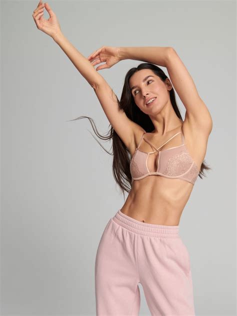 Sutien Cufundat Culoare Nude SINSAY Z X