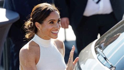 Meghan Markle Wore A Thing Monochromatic Bleusalt Cashmere Set Edition