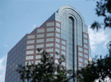 Wells Fargo To Make Additional Layoffs Reduce Office Space Charlotte