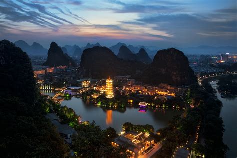 Guilin Nightlife - Night Scenery, Night Market, Shows, and Bars