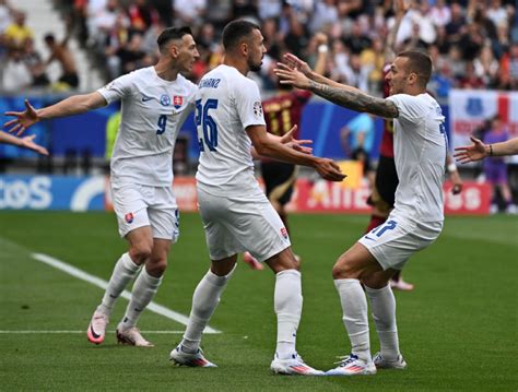 dois gols anulados de Lukaku Eslováquia vence Bélgica na Euro