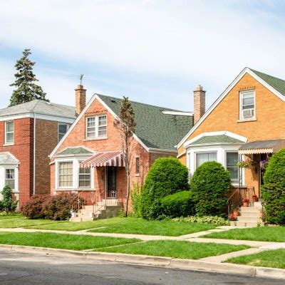 West Lawn, Chicago IL - Neighborhood Guide | Trulia