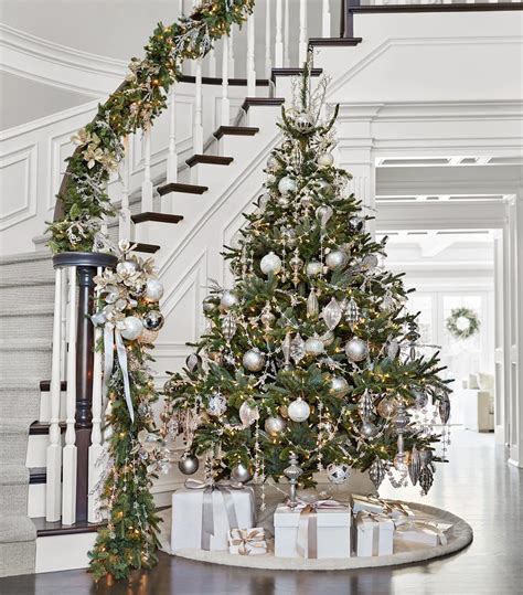 Elegant Christmas Decorating Ideas For