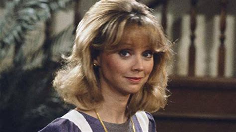 Download Shelley Long Tv Series Cheers Still Wallpaper