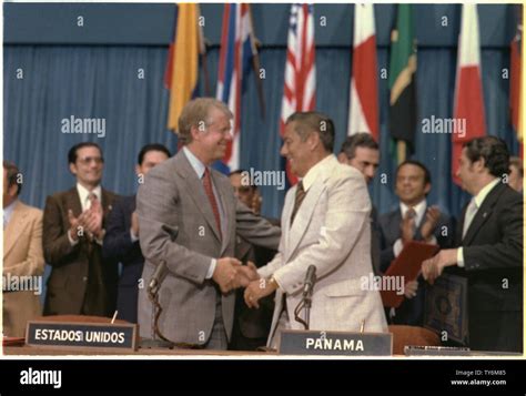 Jimmy Carter and Omar Torrijos at the signing of the Panama Canal Treaty Stock Photo - Alamy