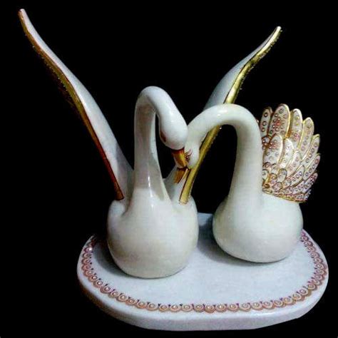 White Marble Swan Statue At Best Price In Agra Laxmi Handicrafts Centre