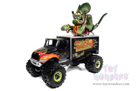 Round 2 Johnny Lightning International® 4400 Monster Truck Rat Fink Speed Shop With Rat Fink