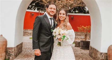 Ethel Pozo celebra su primer aniversario de bodas con Julián Alexander